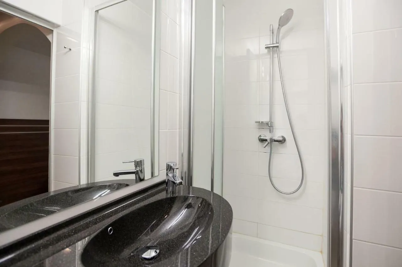Hotel Citadella Бухарест